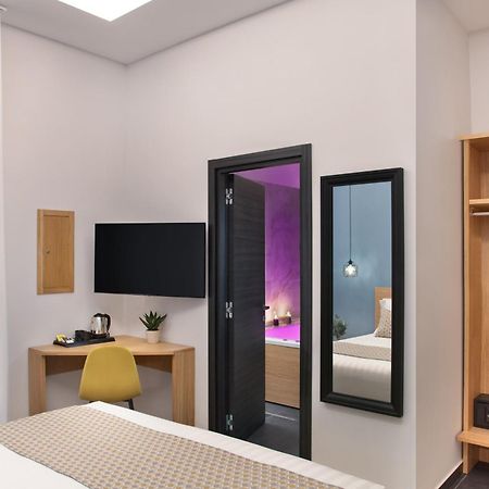 Main - Duomo Hotel เนเปิลส์ ภายนอก รูปภาพ
