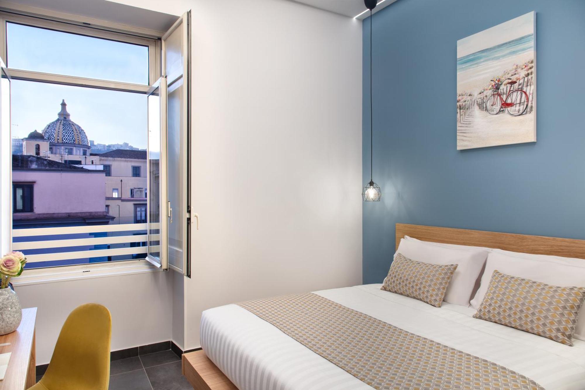 Main - Duomo Hotel เนเปิลส์ ภายนอก รูปภาพ