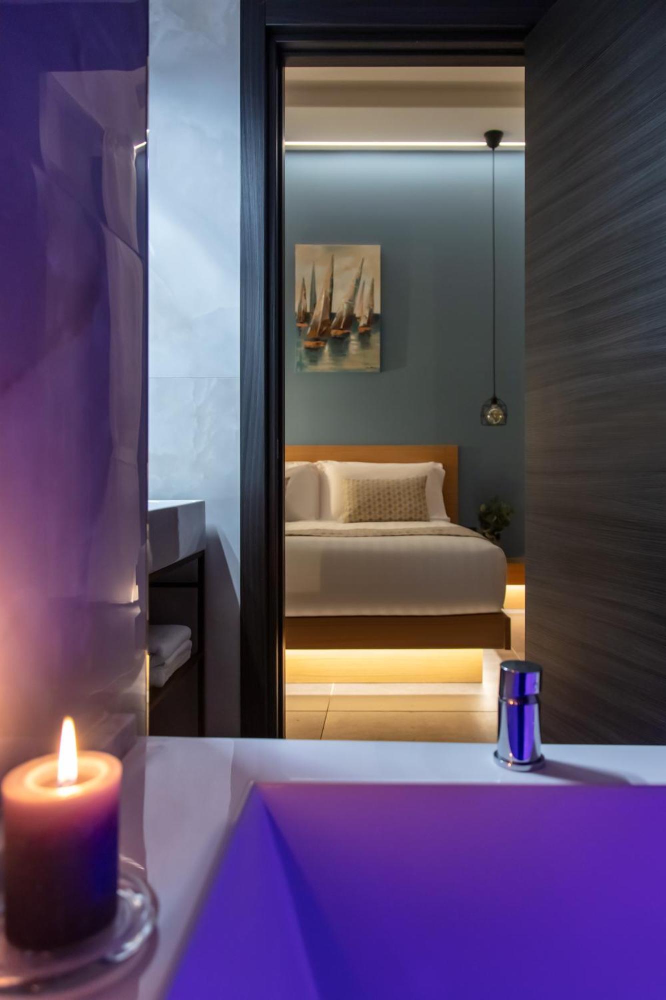 Main - Duomo Hotel เนเปิลส์ ภายนอก รูปภาพ