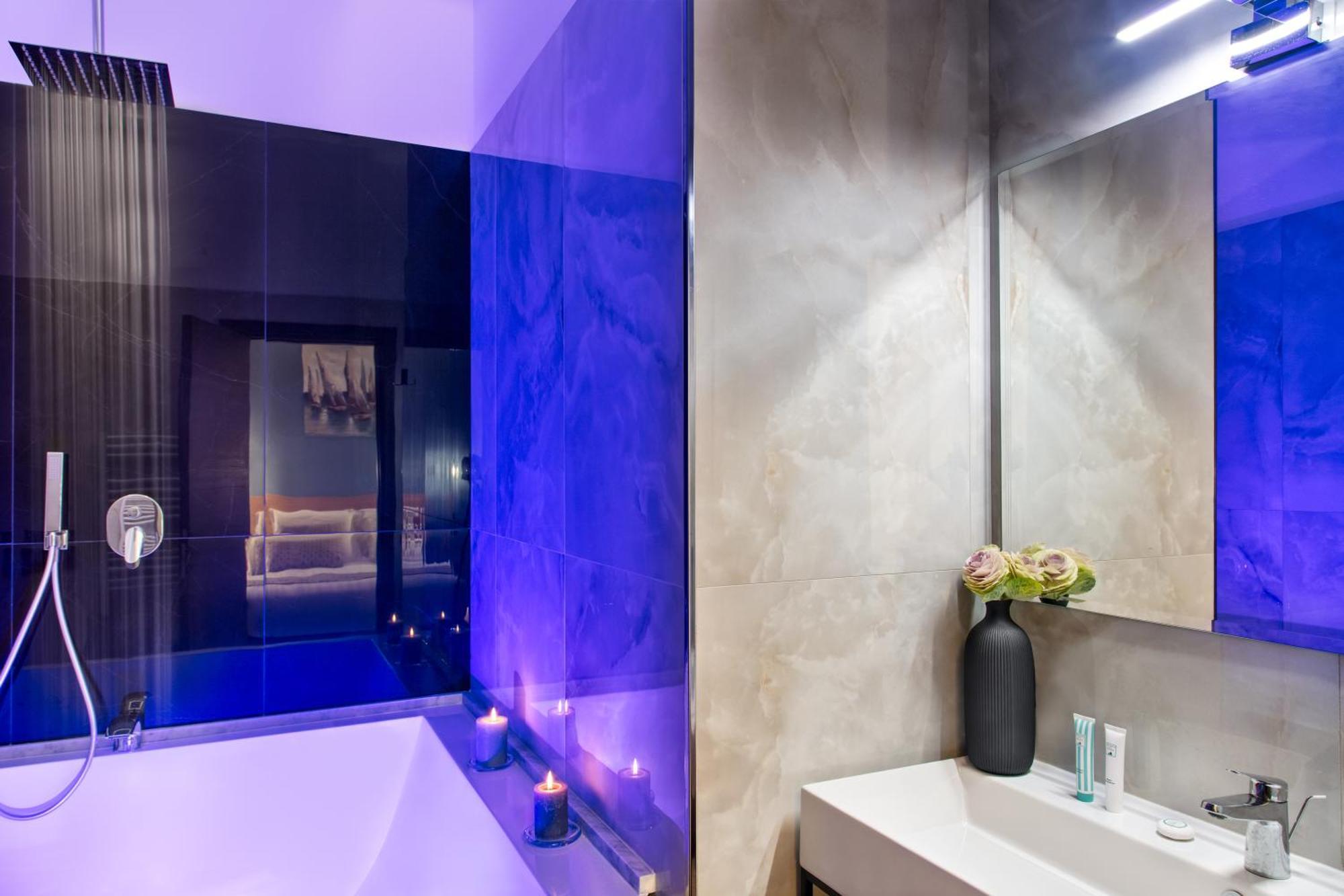 Main - Duomo Hotel เนเปิลส์ ภายนอก รูปภาพ